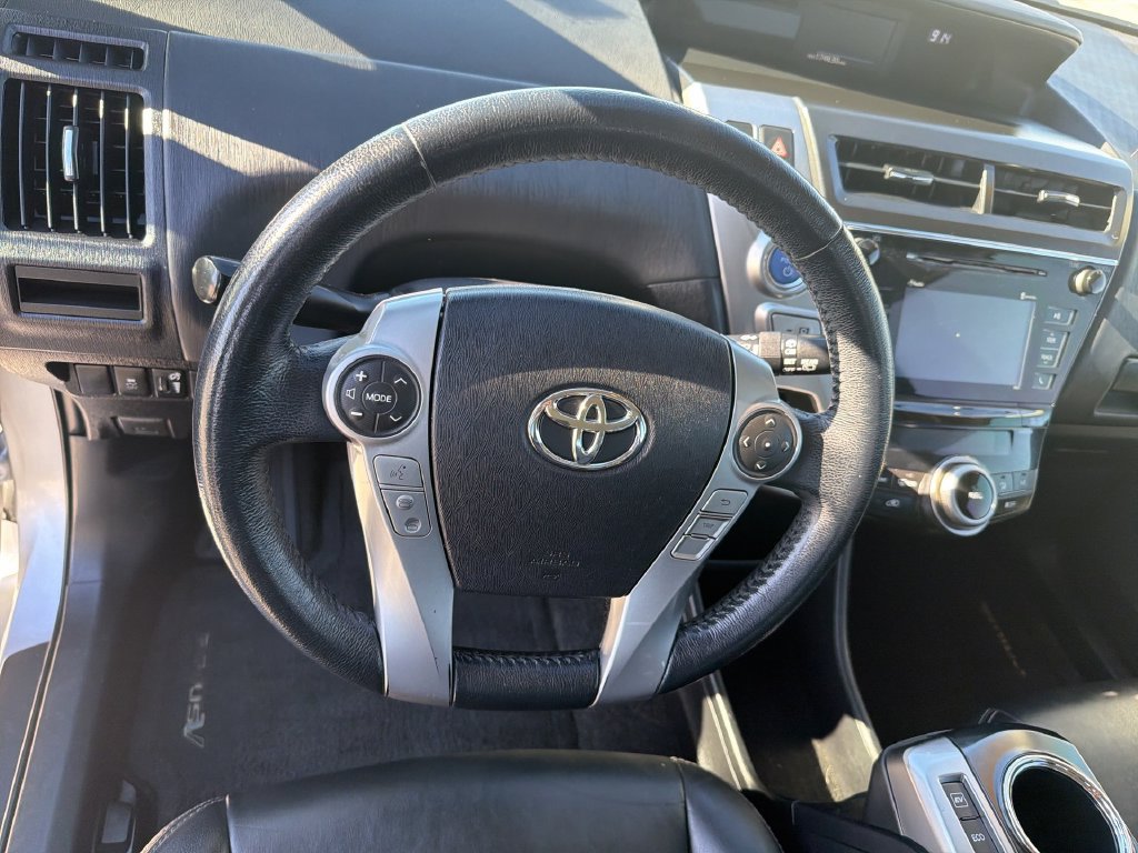 Used 2015 Toyota Prius V Four FWD image 16