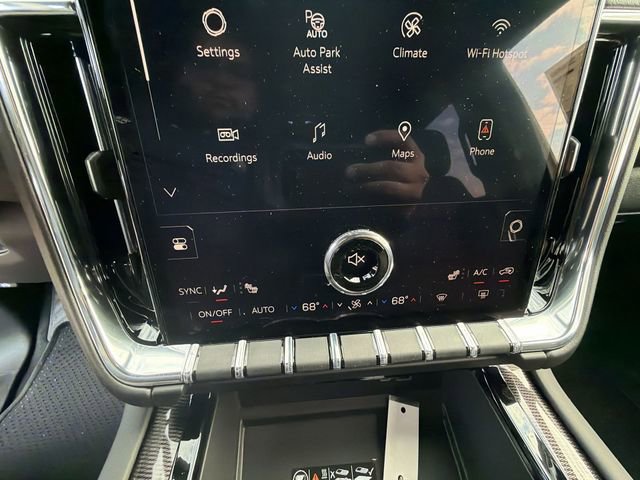 New 2026 GMC Yukon Elevation image 16