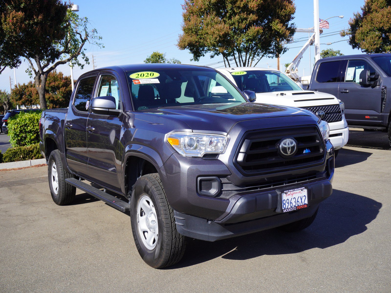 Used 2020 Toyota Tacoma SR AWD/4WD image 1