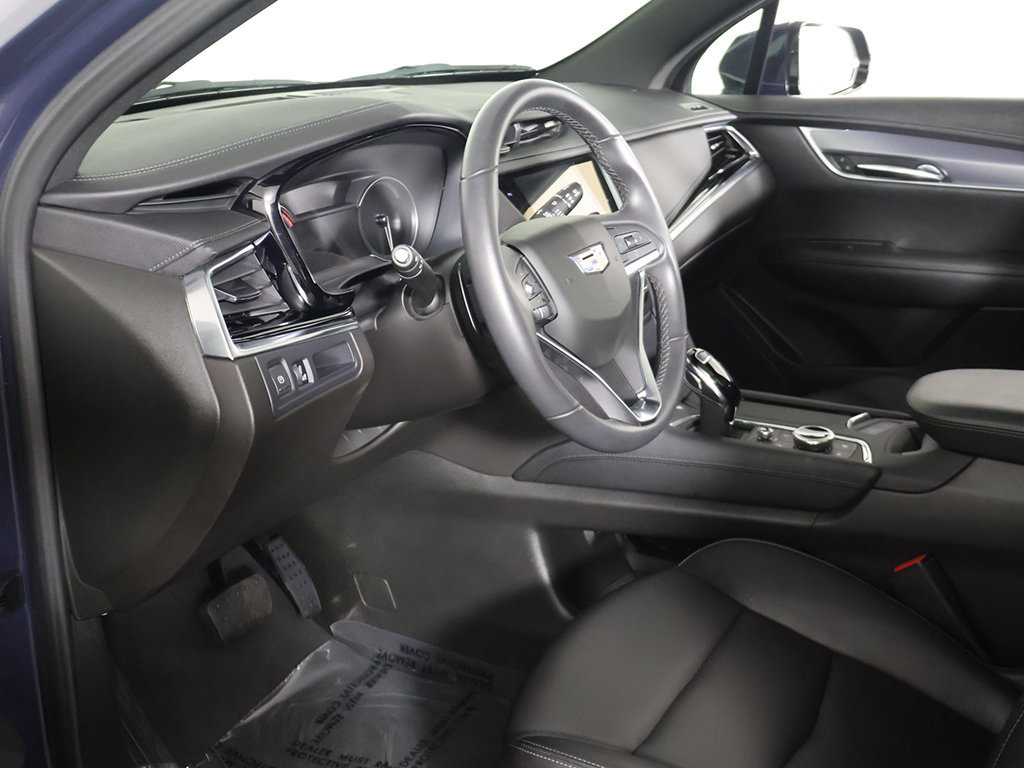 Used 2024 Cadillac XT6 Luxury w/ LPO, Floor Liner Package AWD/4WD image 25