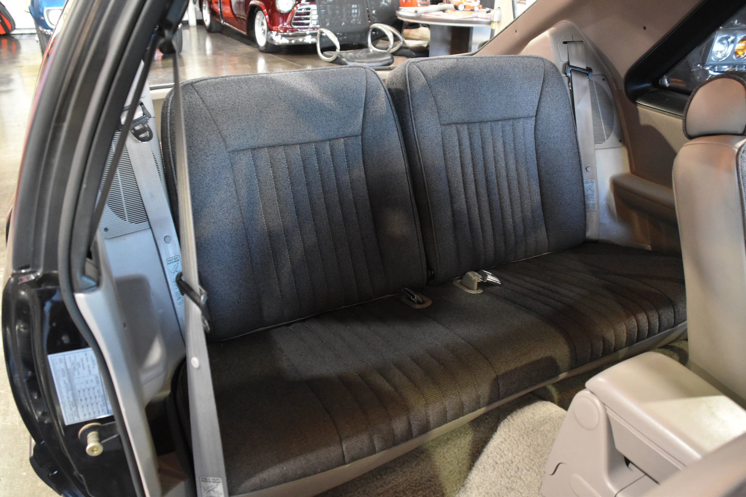 Used 1991 Ford Mustang LX RWD image 30