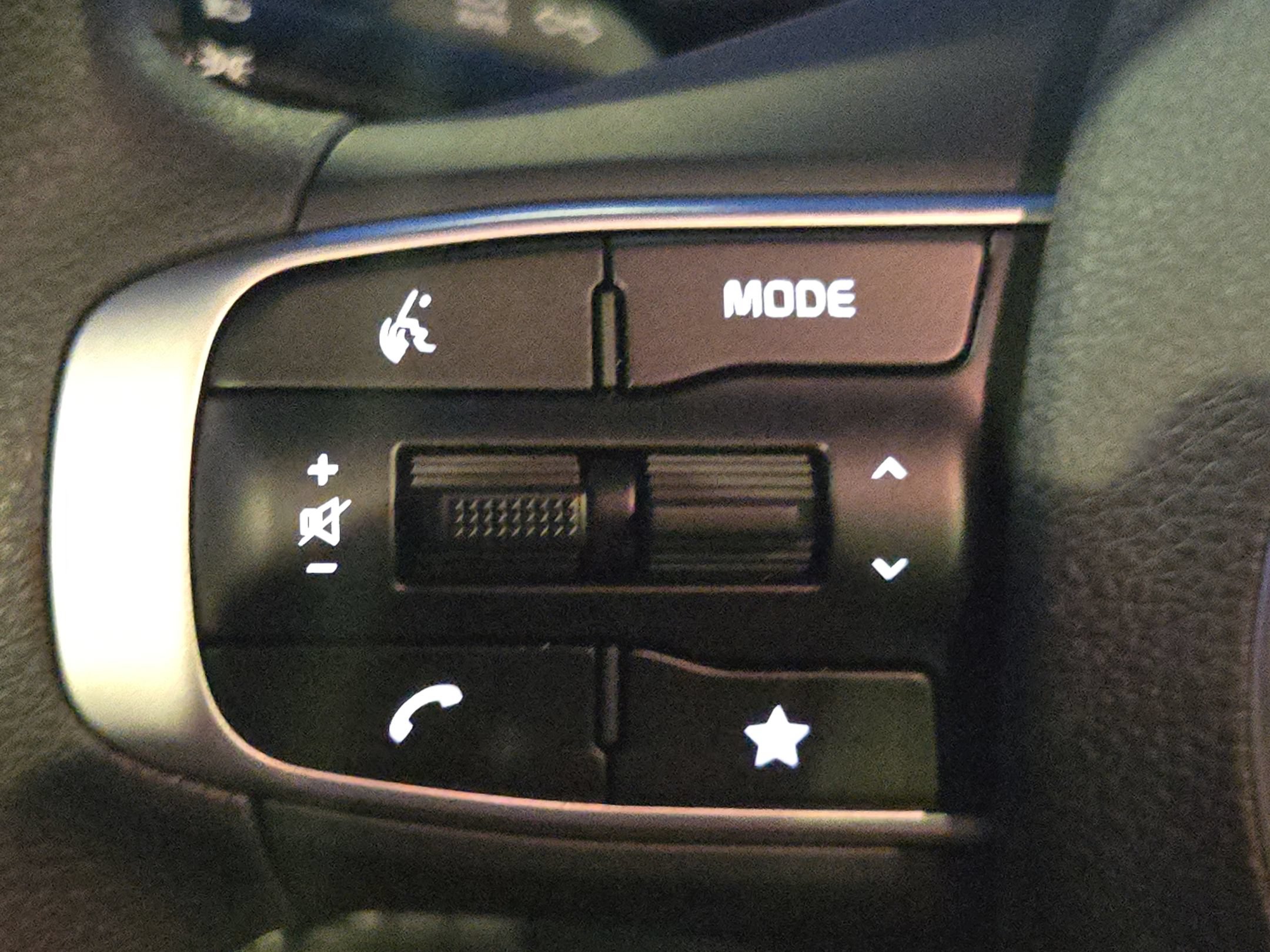 New 2026 Kia K5 LXS FWD image 19