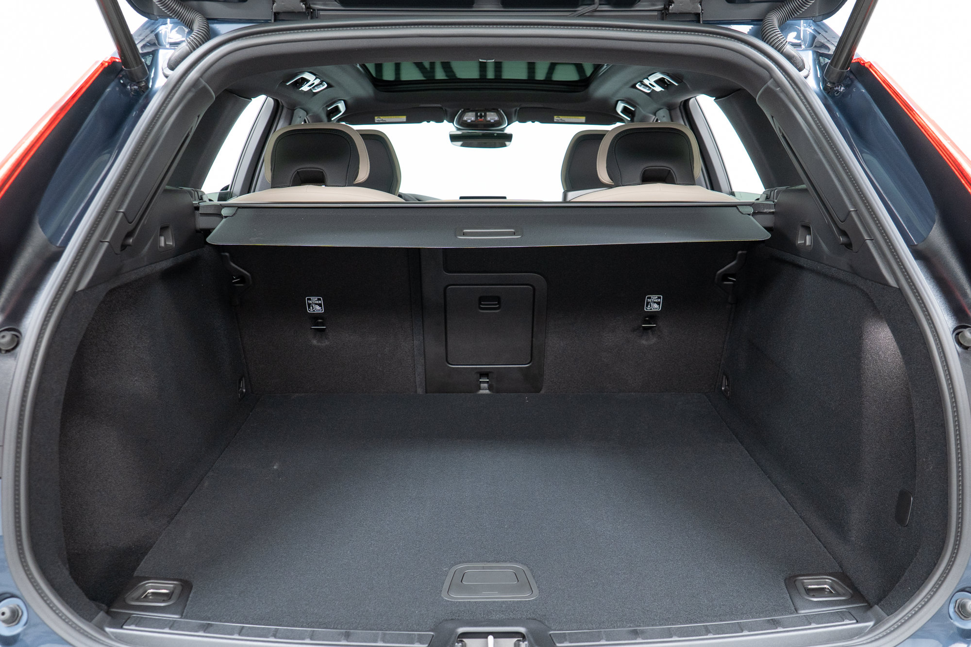 New 2027 Volvo XC60 B5 Core AWD/4WD image 10