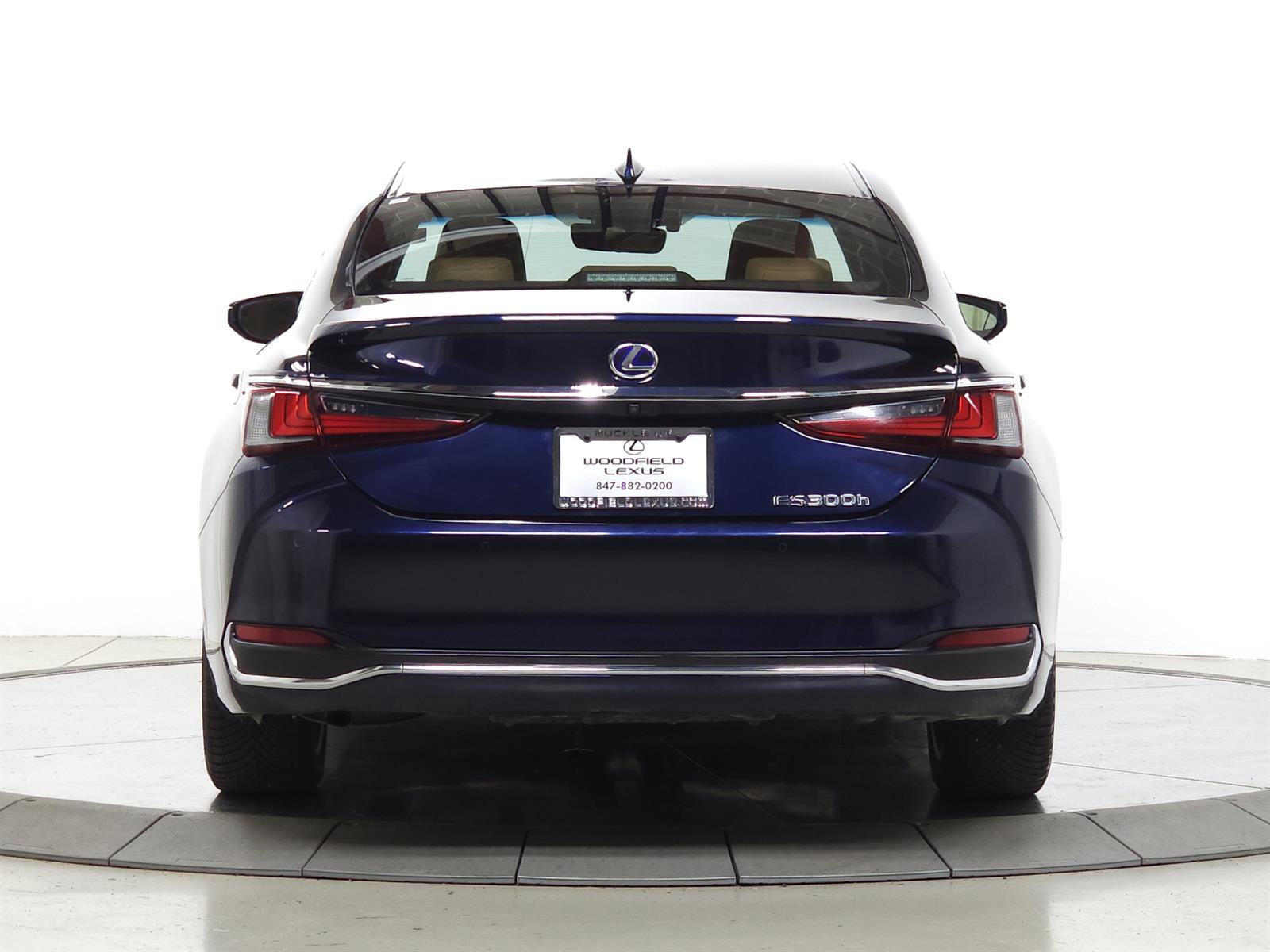 Used 2019 Lexus ES 300h w/ Premium Package FWD image 6