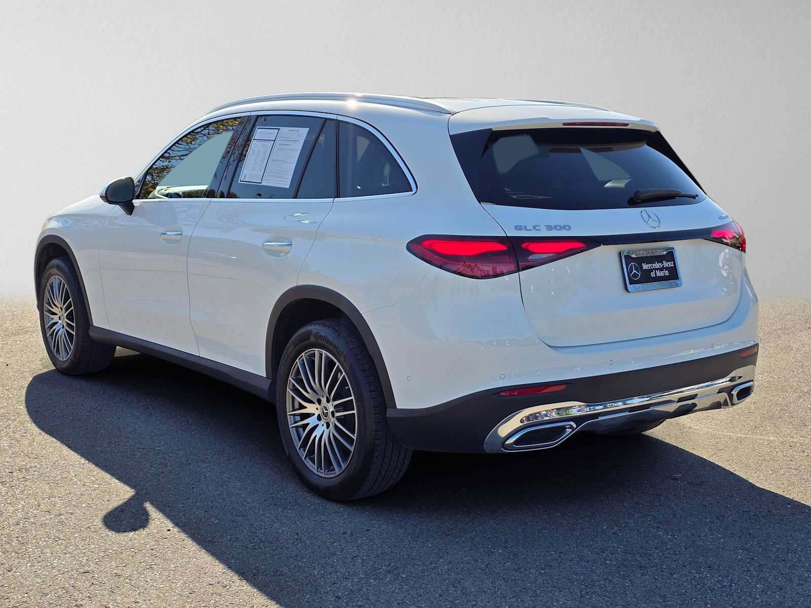 Used 2023 Mercedes-Benz GLC 300 4MATIC image 5