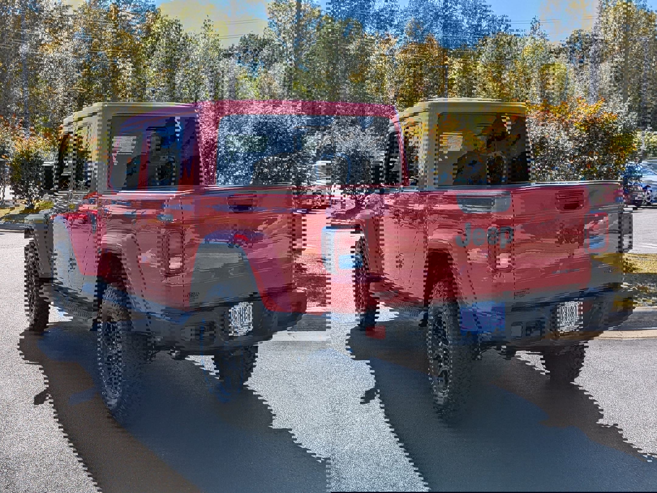 New 2025 Jeep Gladiator Sport image 7