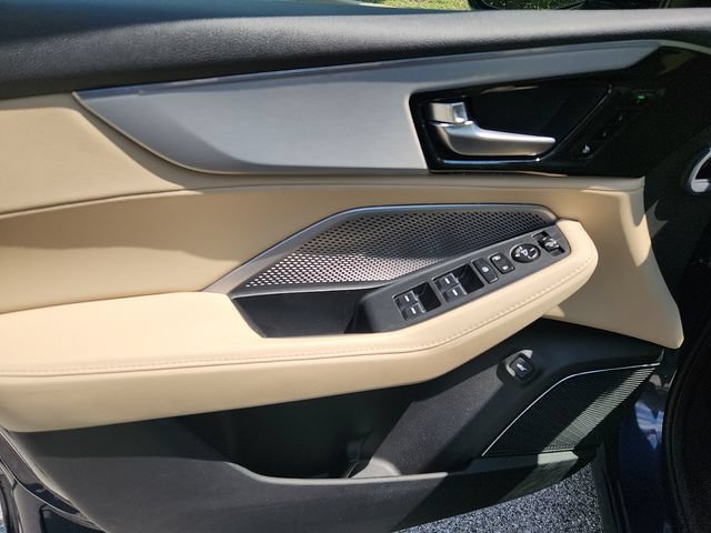 Certified 2025 Acura MDX SH-AWD image 12