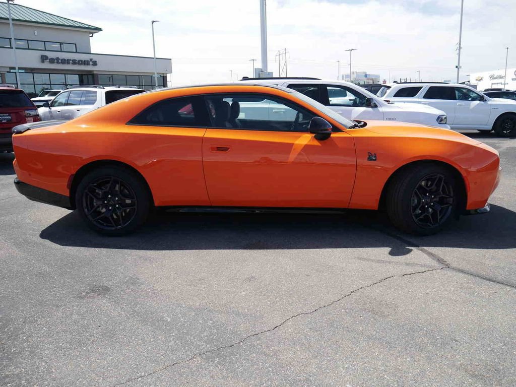 New 2026 Dodge Charger Scat Pack w/ Blacktop Package AWD/4WD image 8