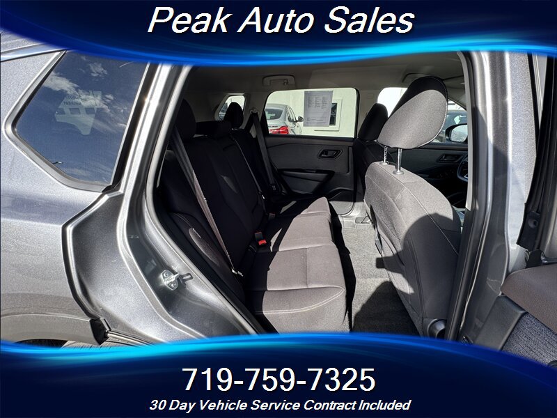 Used 2023 Nissan Rogue S image 28