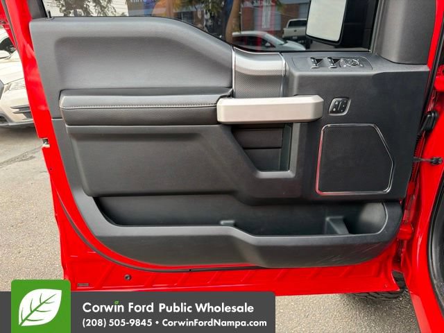 Used 2015 Ford F150 Lariat w/ Equipment Group 502A Luxury AWD/4WD image 14