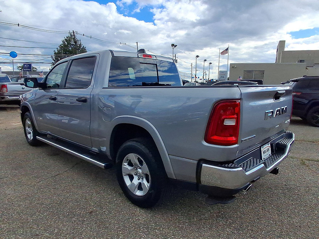 Used 2025 RAM 1500 Big Horn AWD/4WD image 28