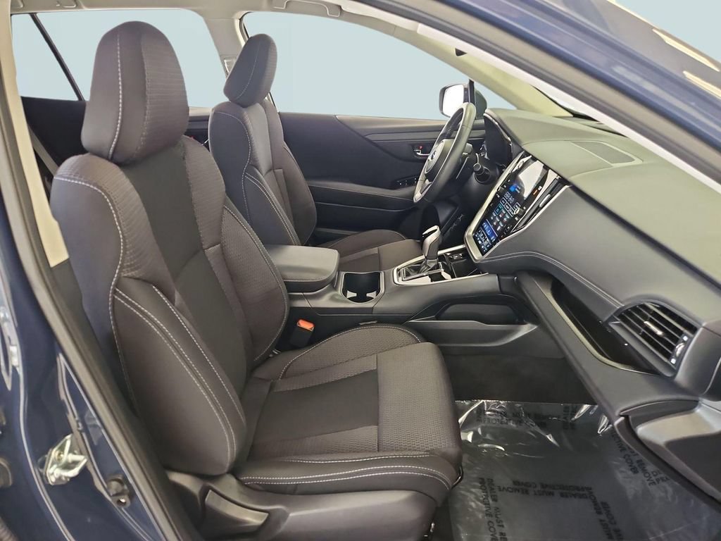 Used 2025 Subaru Outback Premium AWD/4WD image 28