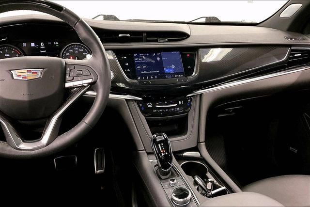 Used 2023 Cadillac XT6 Sport w/ Technology Package AWD/4WD image 7