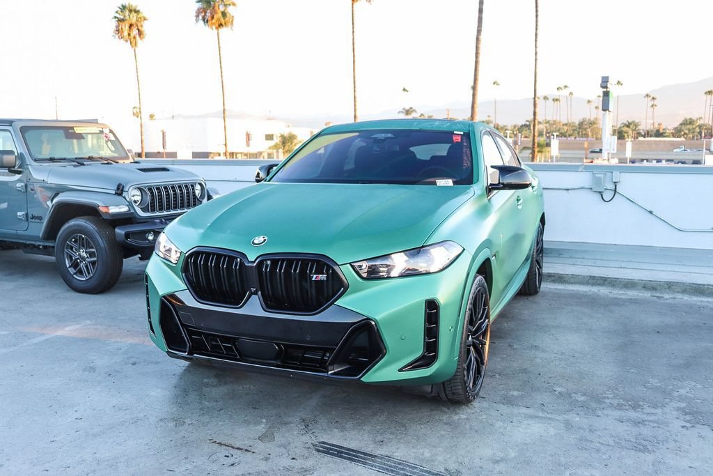 Used 2024 BMW X6 M60i w/ Dynamic Handling Package AWD/4WD image 4