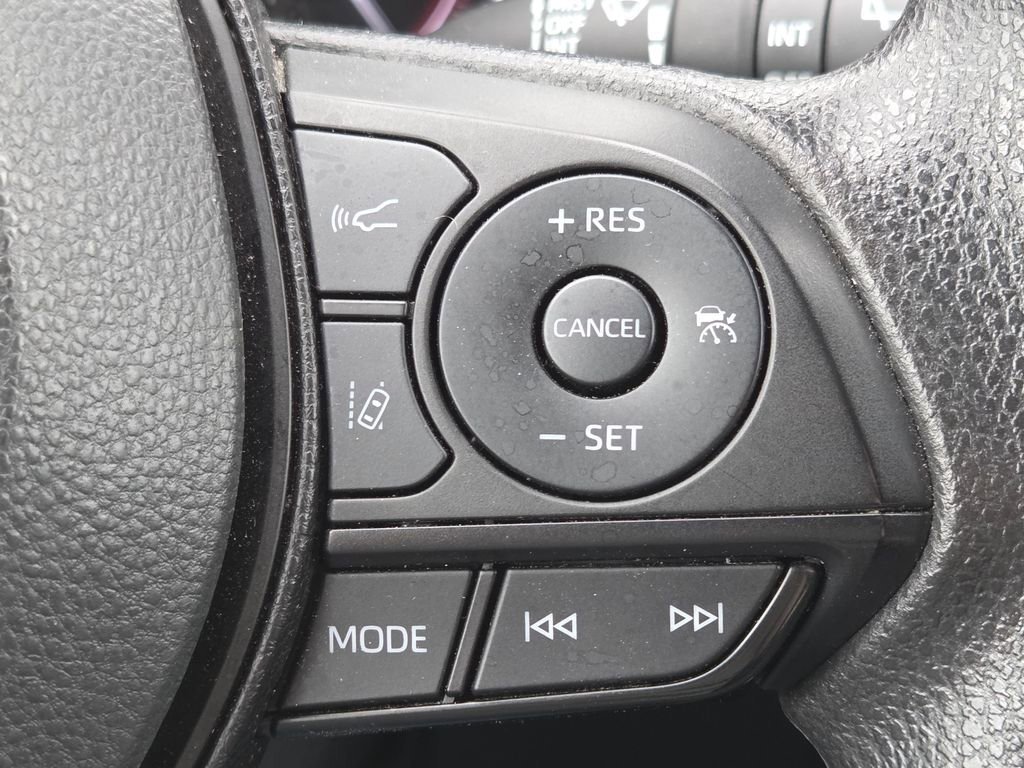 Used 2024 Toyota RAV4 XLE FWD image 13