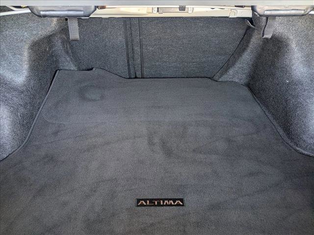 Used 2025 Nissan Altima 2.5 SR FWD image 6