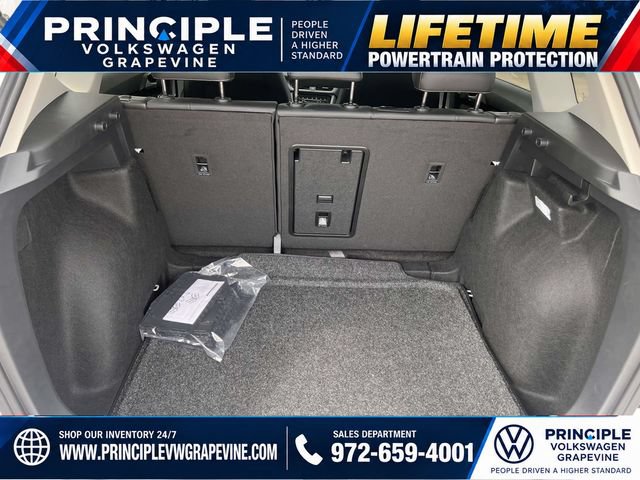 New 2027 Volkswagen Taos SE FWD image 24