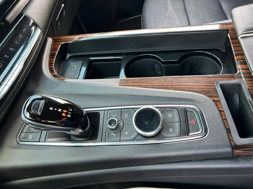 Used 2021 Cadillac Escalade Premium Luxury w/ Driver Assist Tech Package AWD/4WD image 36