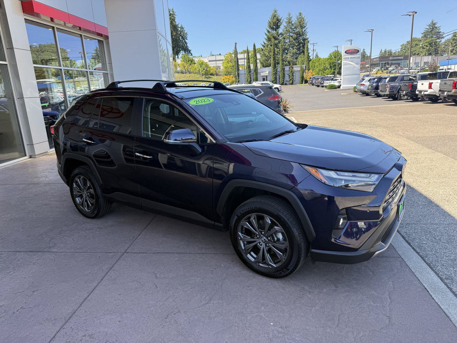 Used 2023 Toyota RAV4 Limited AWD/4WD image 7