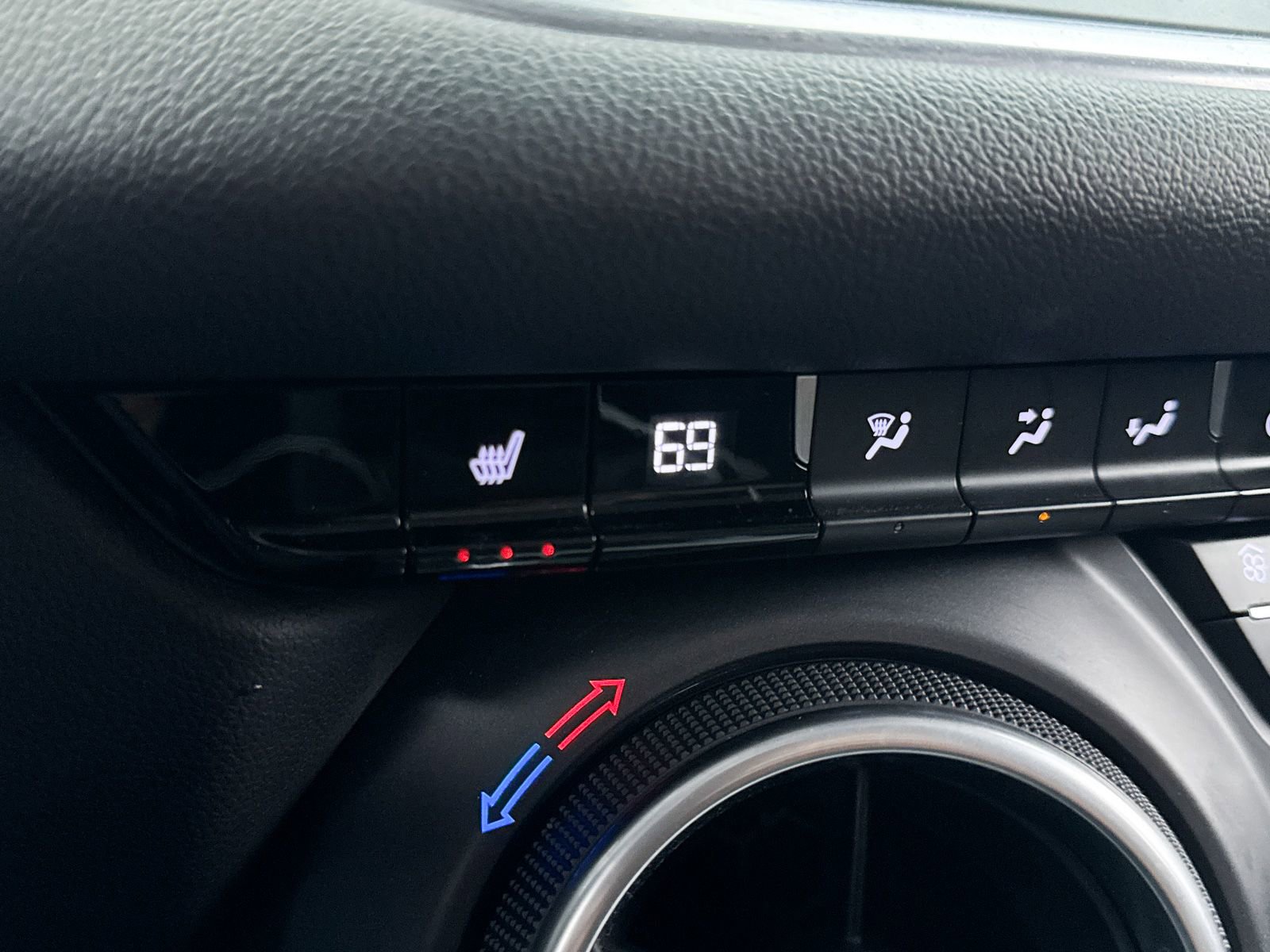 Used 2020 Chevrolet Blazer LT image 26