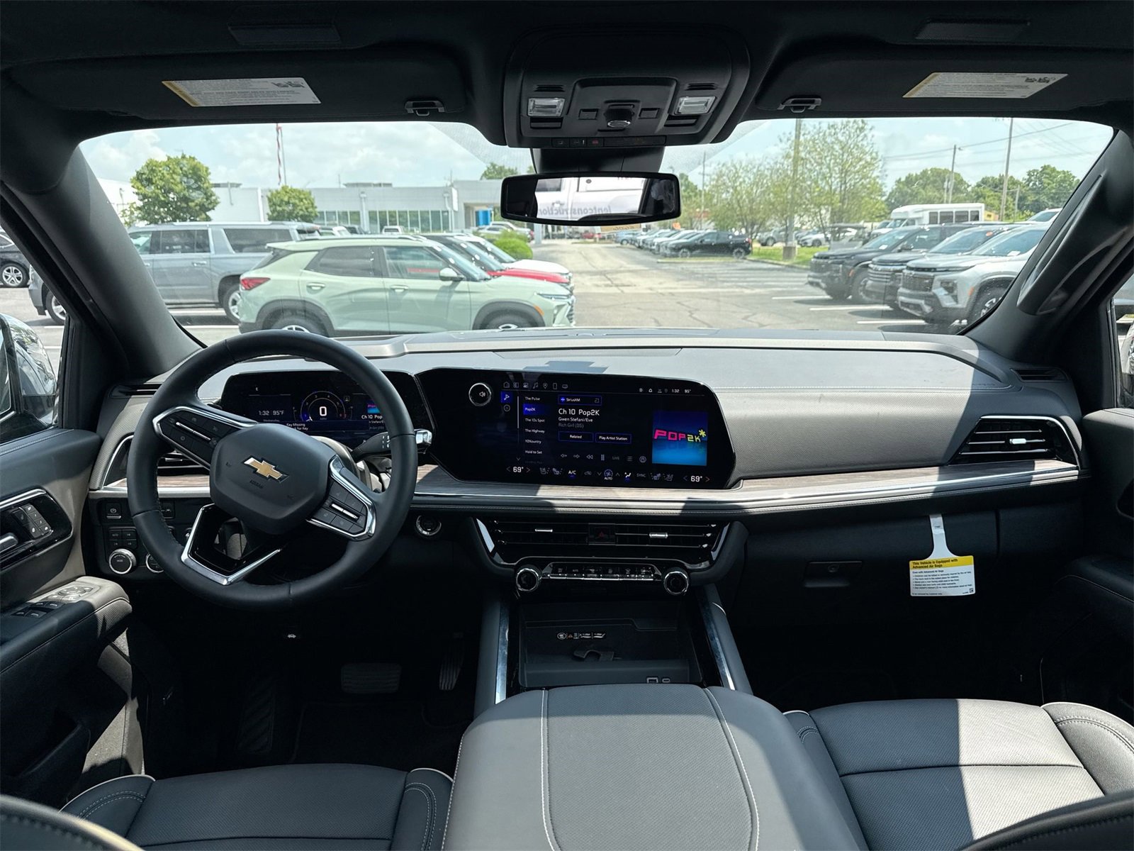 New 2025 Chevrolet Suburban Premier w/ Sun And Tow Package image 21