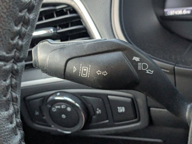 Used 2023 Ford Edge SEL image 6