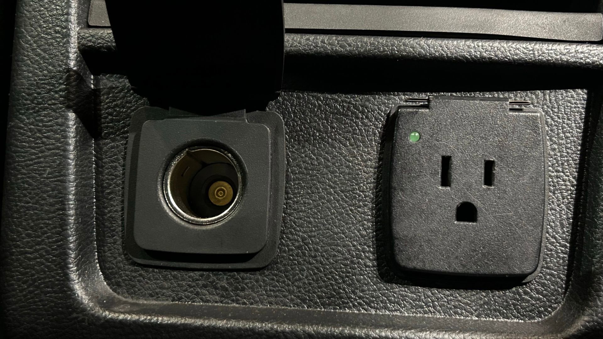 Used 2019 Ford Edge Titanium AWD/4WD image 86