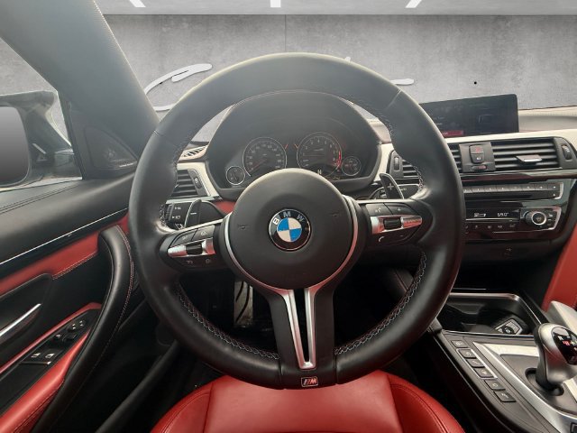 Used 2020 BMW M4 Coupe w/ Competition Package RWD image 21