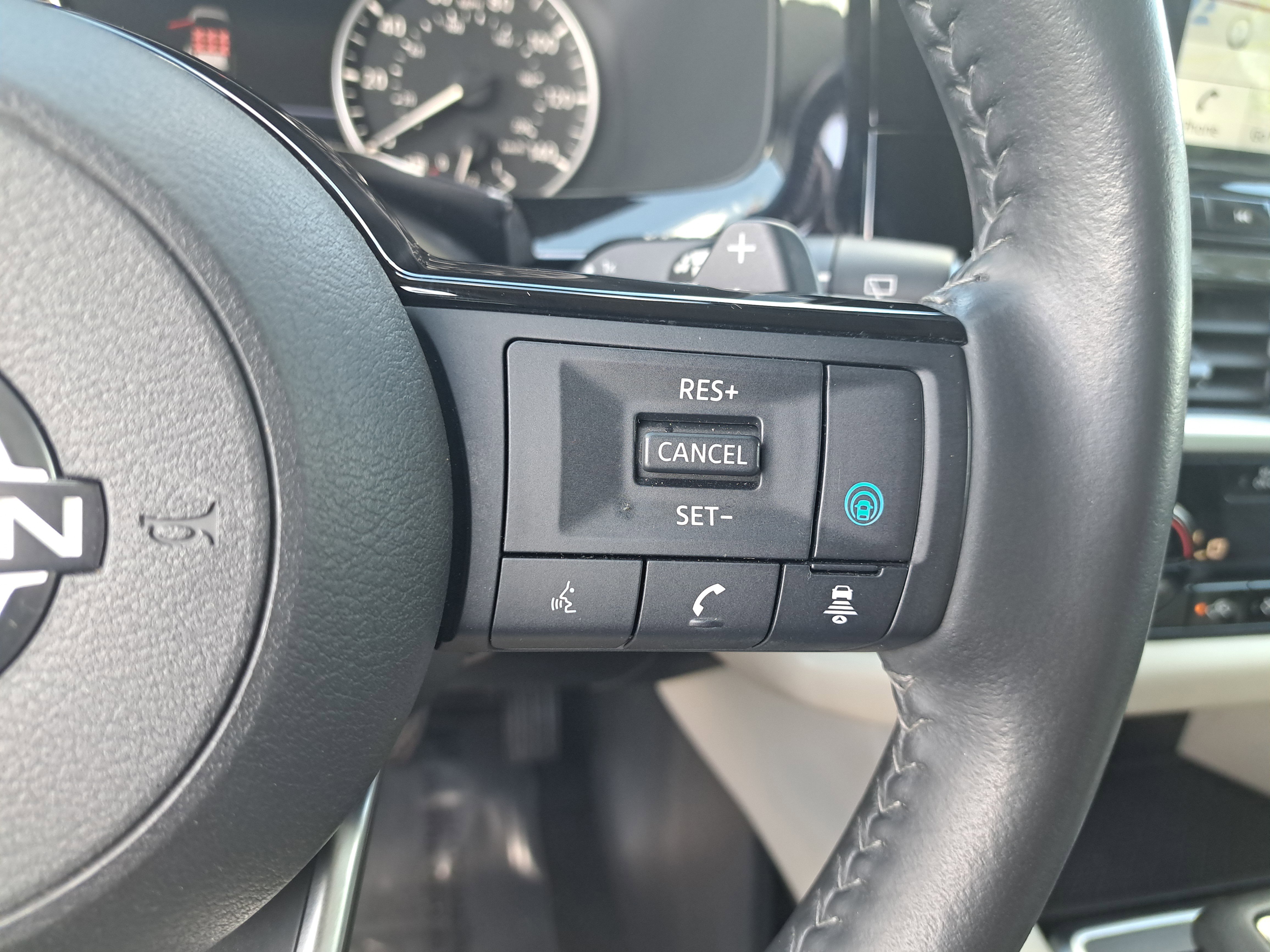 Certified 2022 Nissan Pathfinder SL image 24