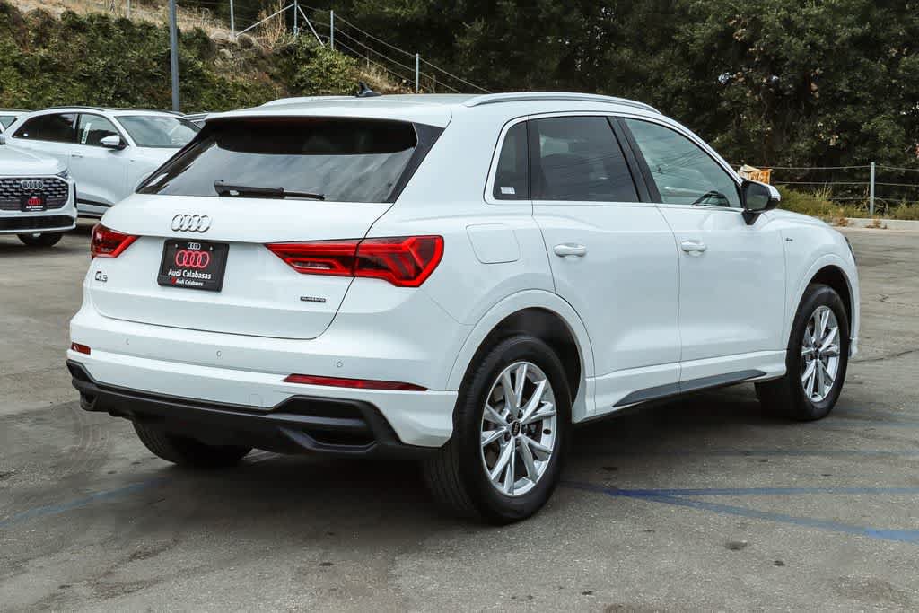 Used 2023 Audi Q3 2.0T Premium w/ Convenience Package AWD/4WD image 9