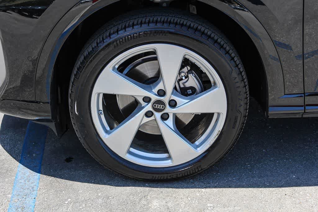 Used 2025 Audi Q5 Premium Plus w/ Premium Plus AWD/4WD image 9