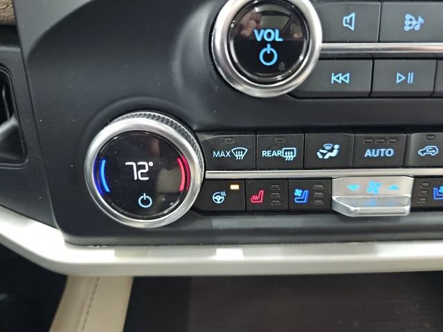 Used 2023 Ford Expedition Limited image 12