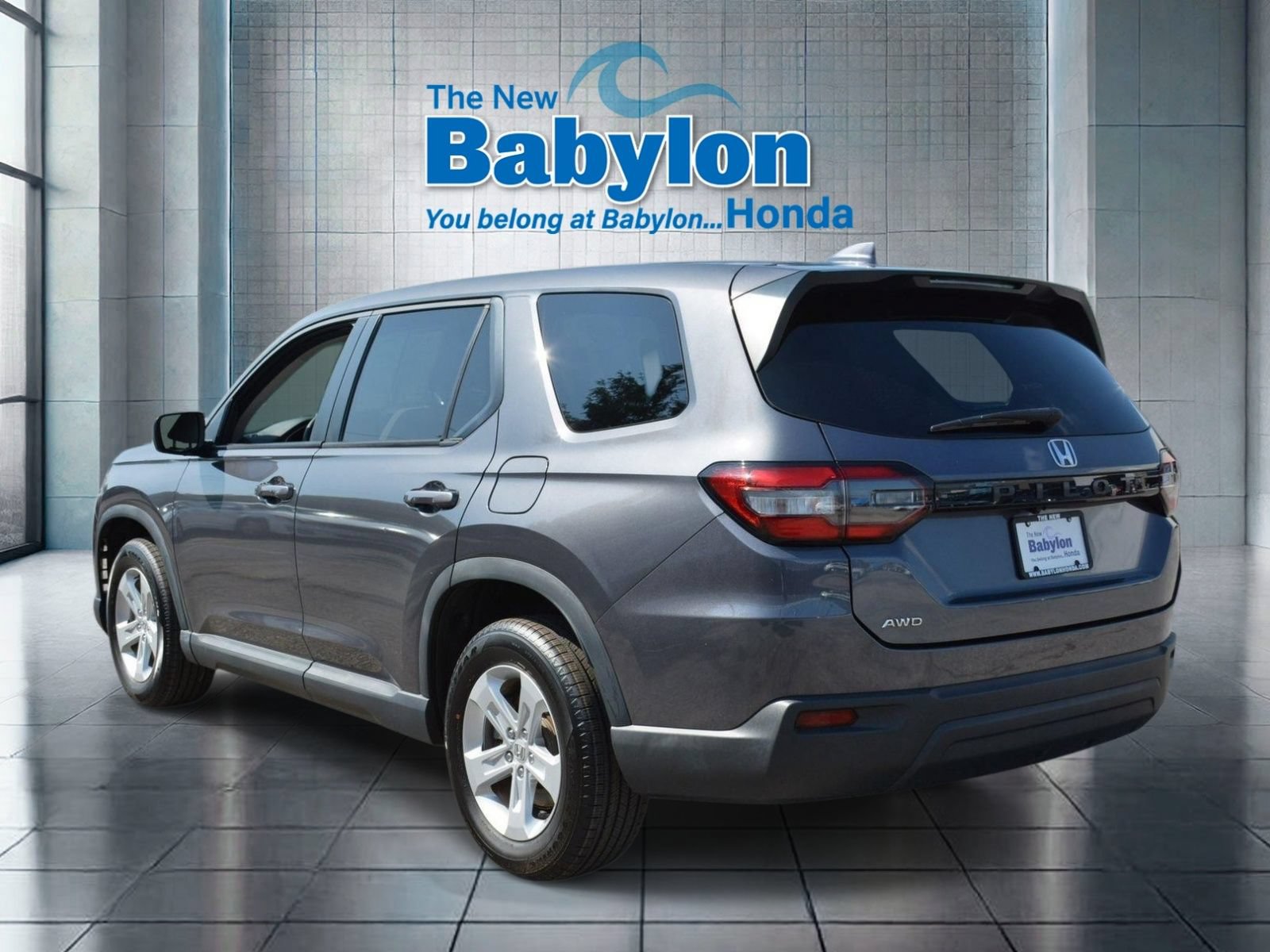 Used 2023 Honda Pilot LX image 3