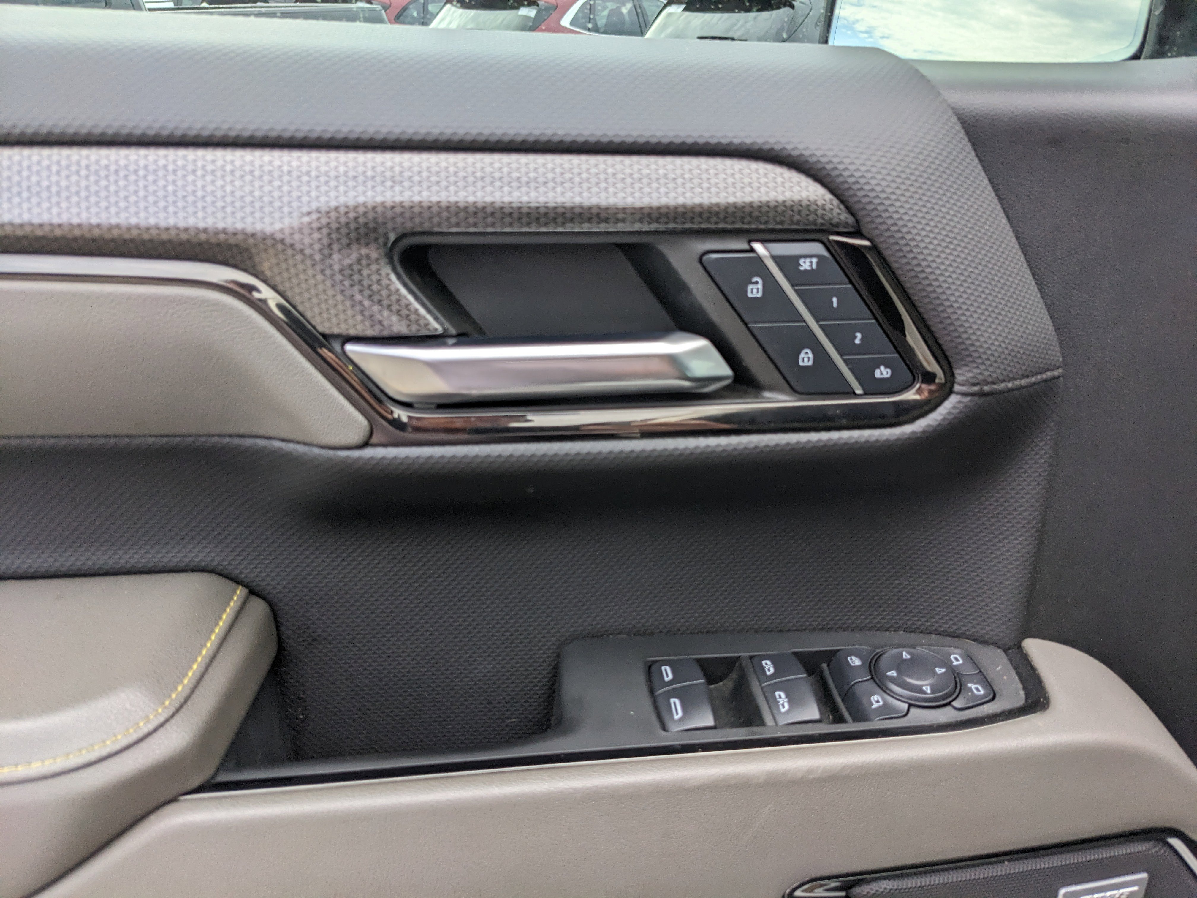 Used 2024 Chevrolet Silverado 1500 ZR2 w/ Dark Appearance Package image 17