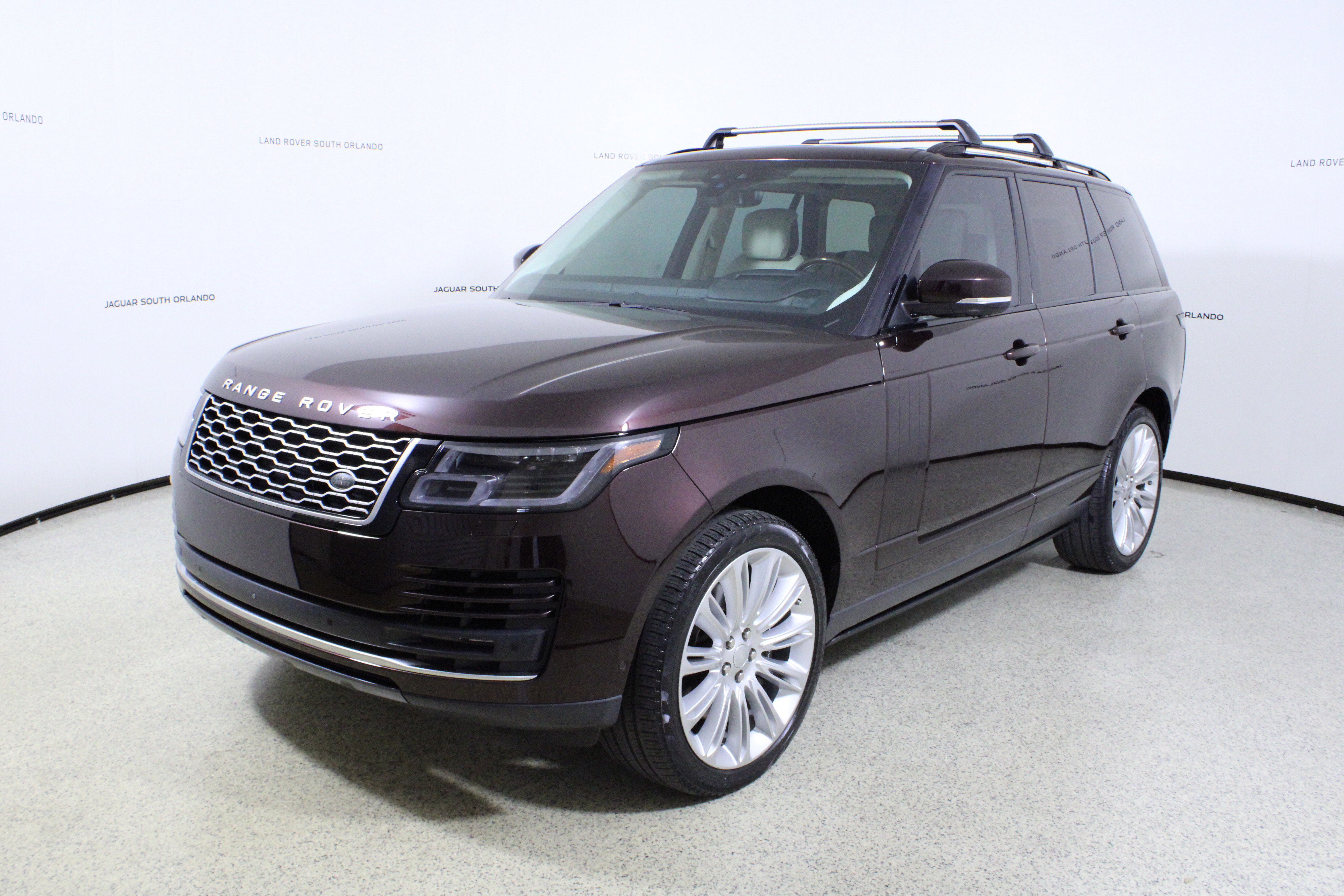 Used 2019 Land Rover Range Rover HSE image 4
