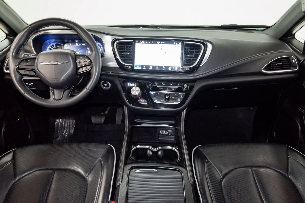 Used 2022 Chrysler Pacifica Limited w/ S Appearance Package FWD image 28