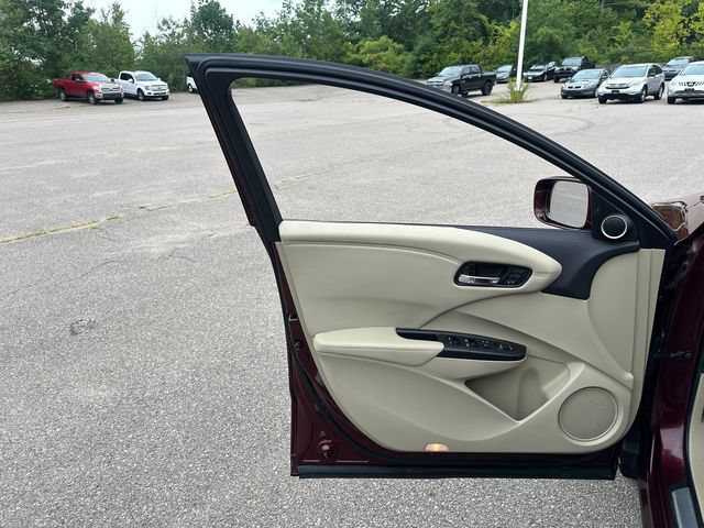 Used 2018 Acura RDX w/ Technology Package AWD/4WD image 24