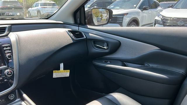 Certified 2024 Nissan Murano SV w/ SV Midnight Edition Package AWD/4WD image 23