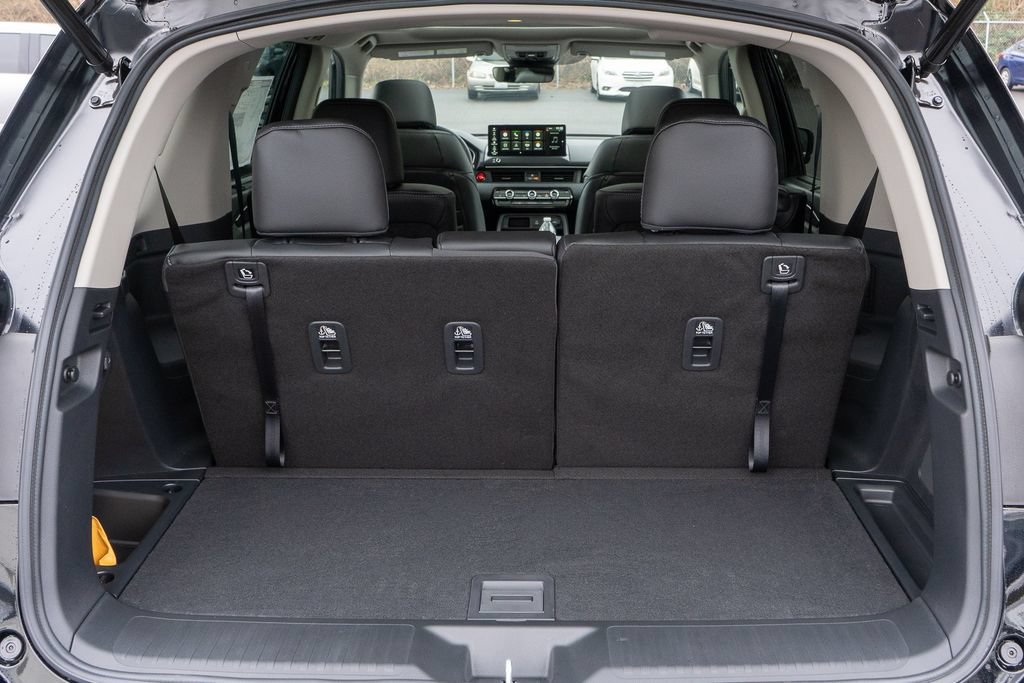 New 2026 Honda Pilot Touring image 13