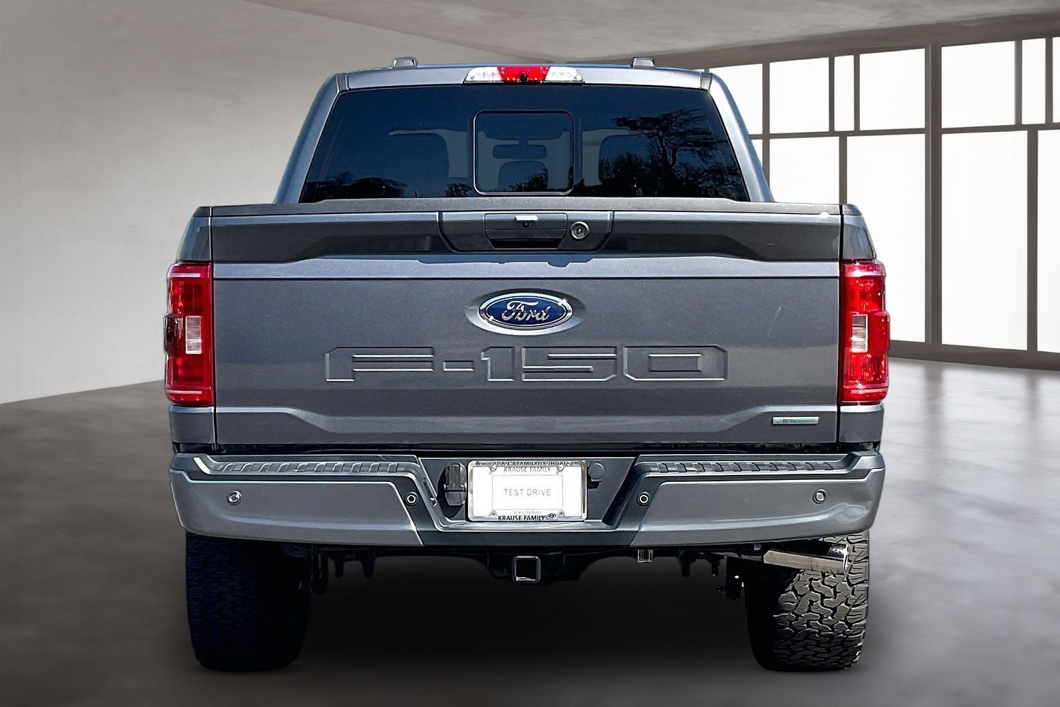 Used 2022 Ford F150 XLT w/ Equipment Group 302A High image 5