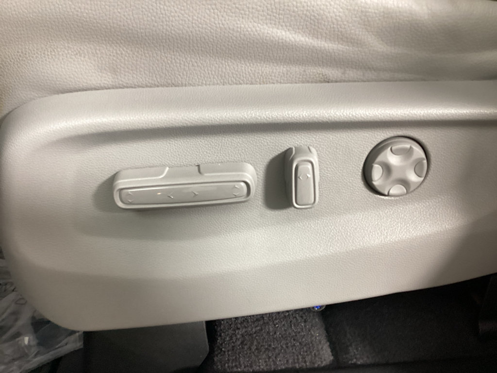 Used 2021 Honda Odyssey Elite image 19