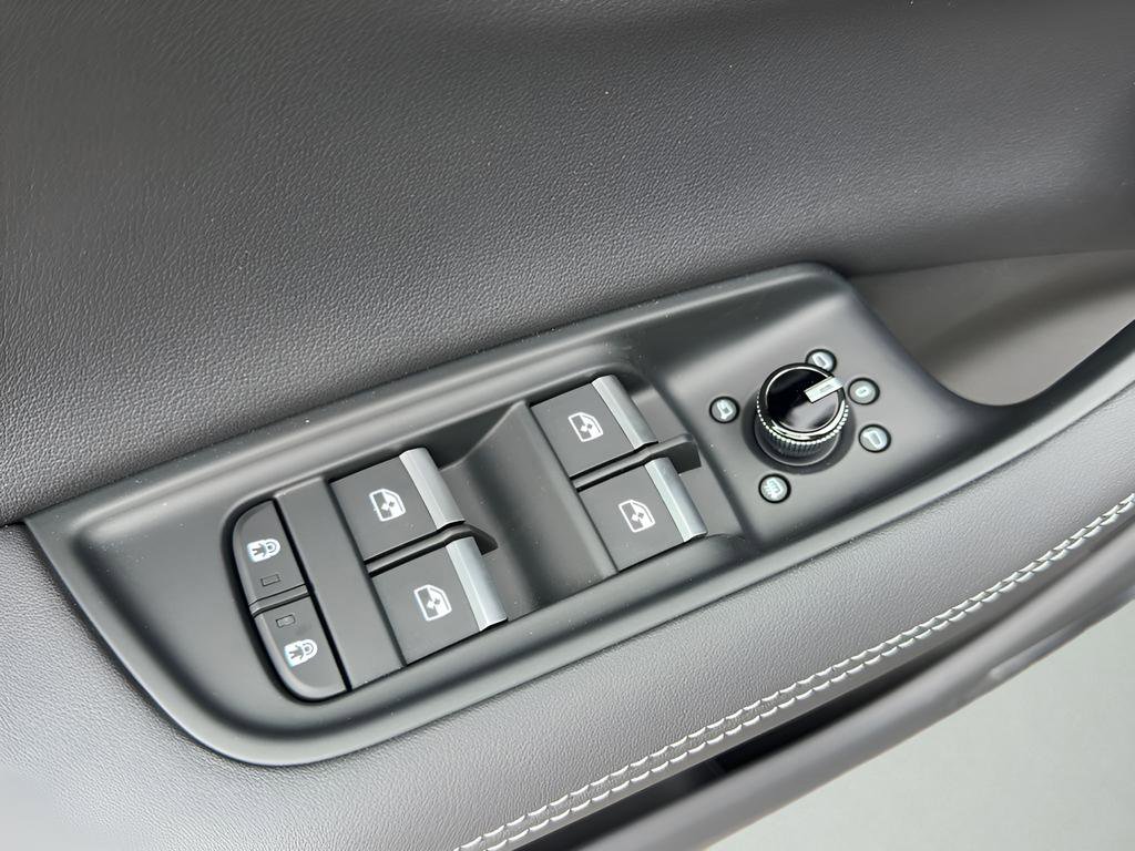 New 2026 Audi Q7 3.0T Premium Plus AWD/4WD image 36