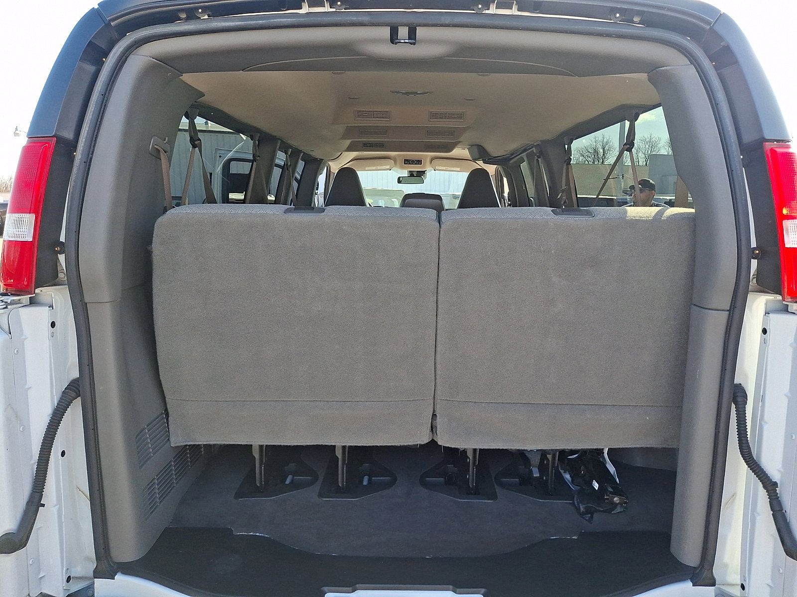 Used 2023 Chevrolet Express 3500 LT w/ LT Preferred Equipment Group image 29