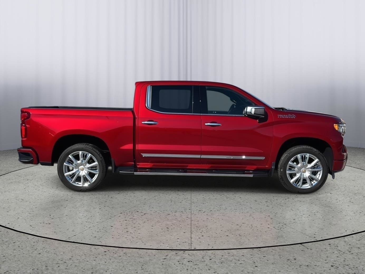 Used 2025 Chevrolet Silverado 1500 High Country w/ Technology Package image 7