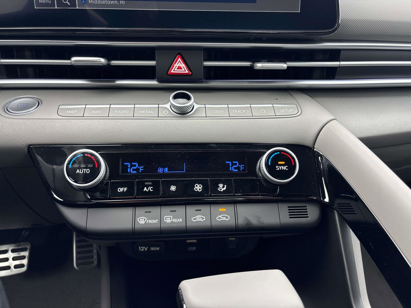 New 2026 Hyundai Elantra Sport image 11