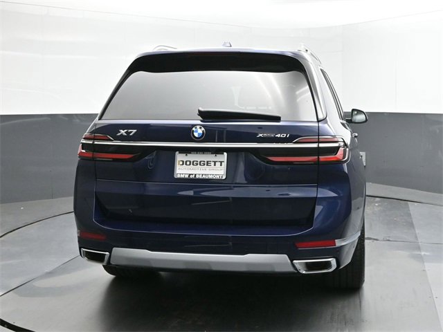 New 2025 BMW X7 xDrive40i w/ Executive Package image 11