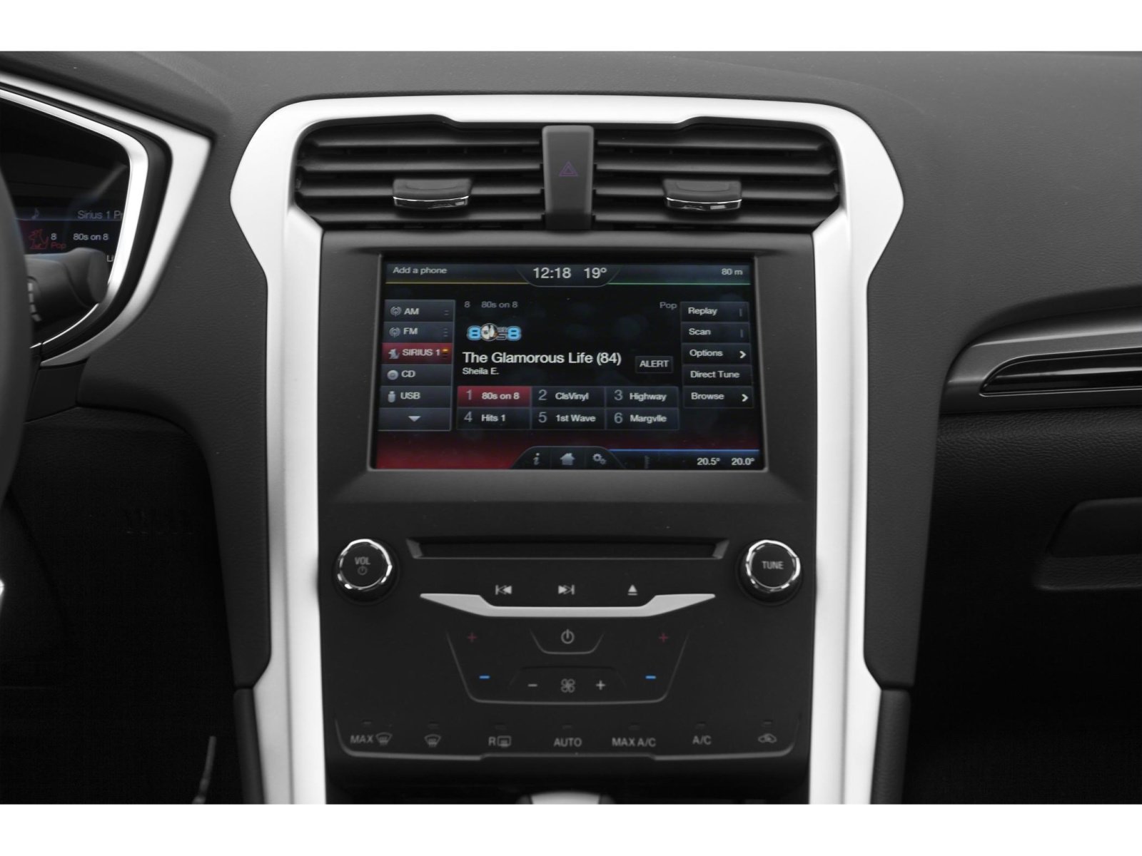 Used 2015 Ford Fusion SE w/ Equipment Group 202A image 7