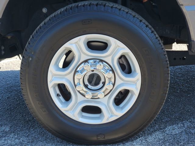 Used 2025 Ford F250 XLT AWD/4WD image 9