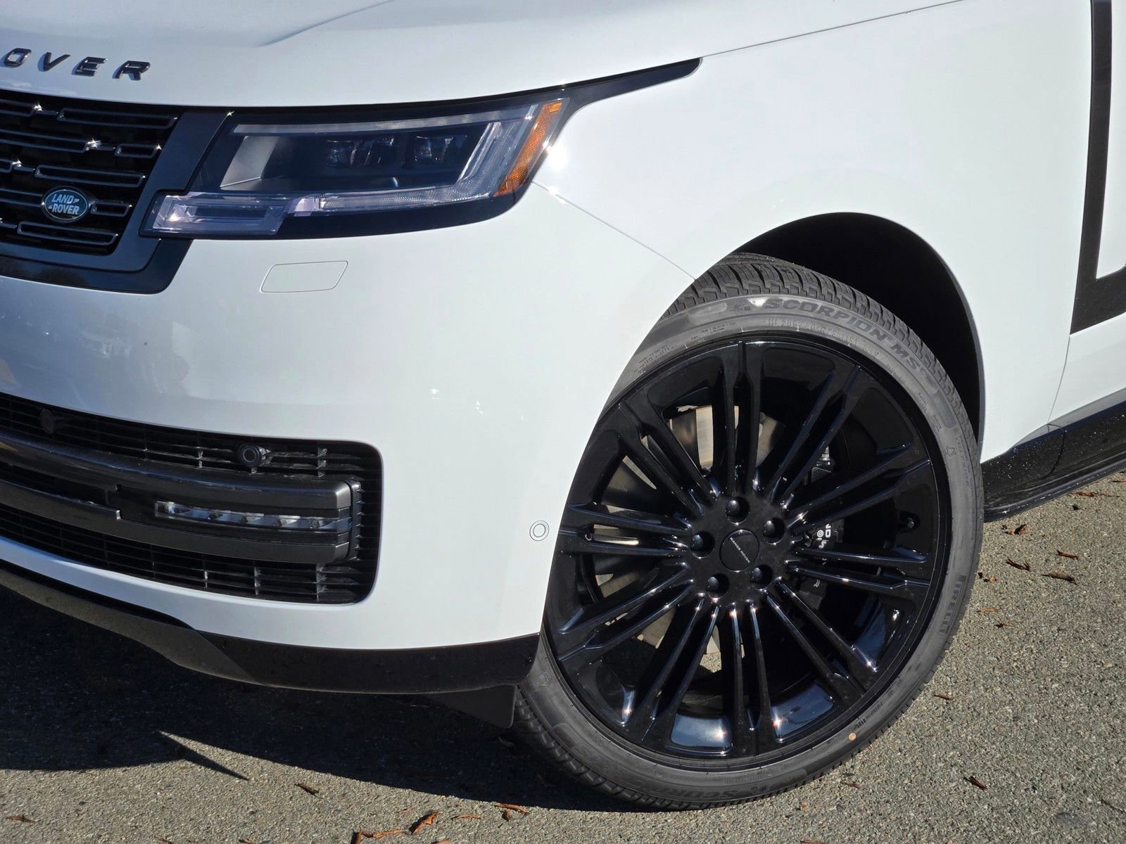 New 2026 Land Rover Range Rover SE AWD/4WD image 6