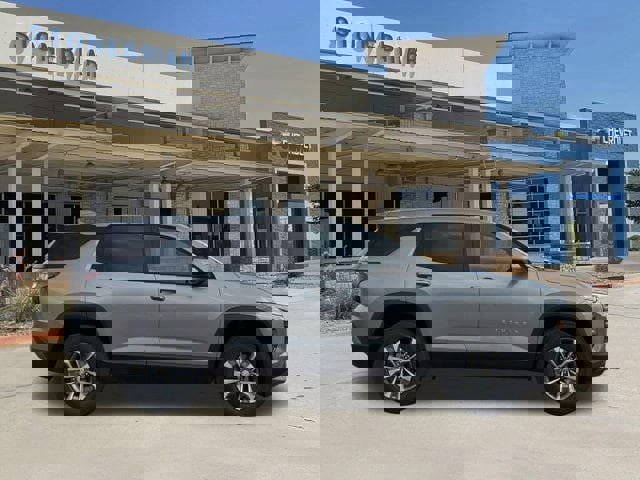 New 2026 Chevrolet Equinox LT image 4